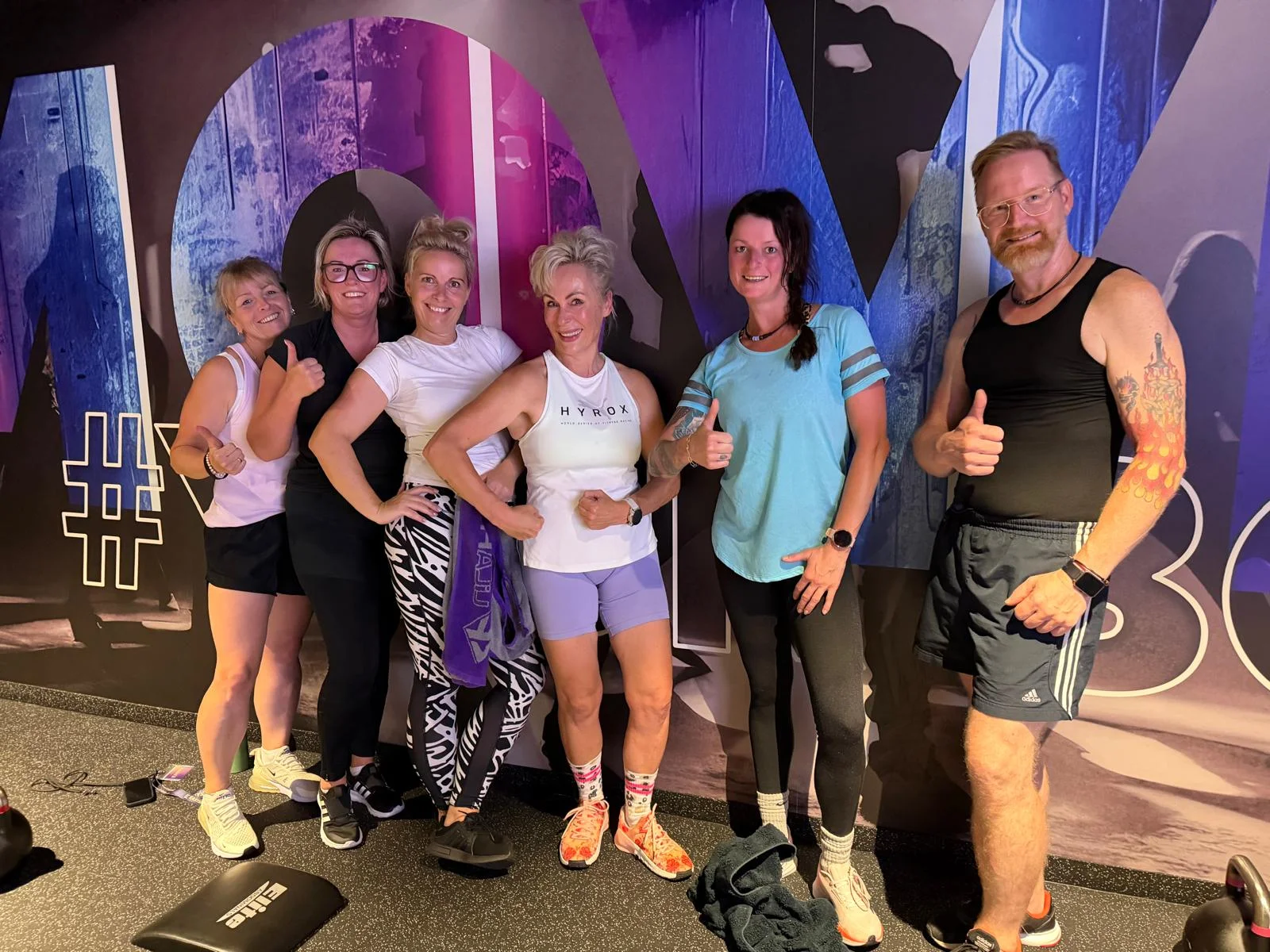 Teilnehmer eines Functional-Live-Kurses bei Lila Fitness nach dem Training